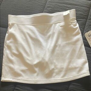 New White Golf Textured Skirt